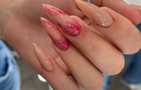 MANICURE EM UM MÊS 💅